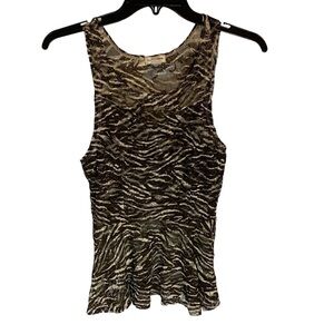 Zenana Outfitters ladies top in size M